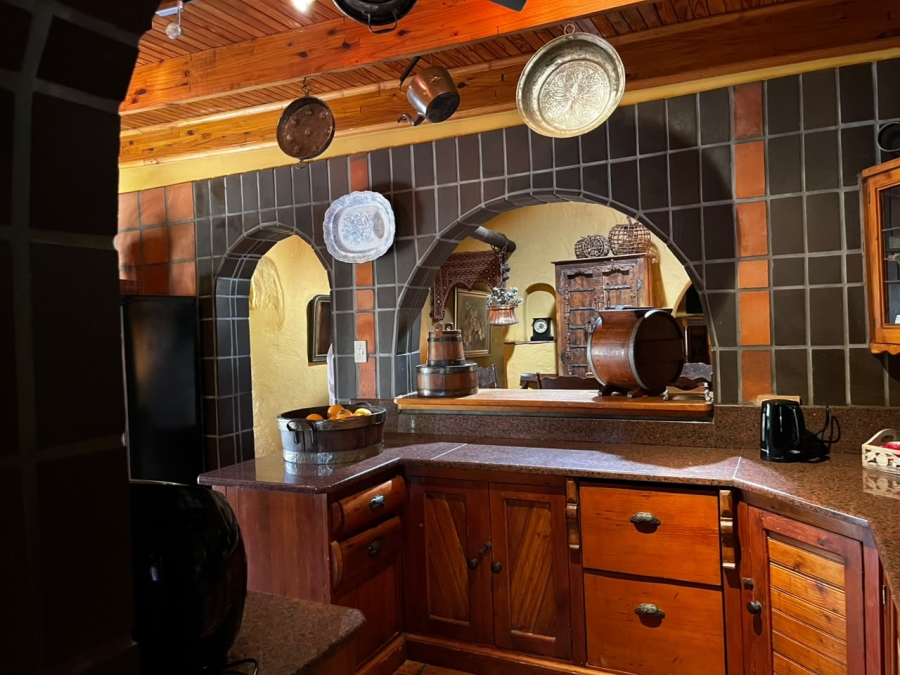 4 Bedroom Property for Sale in Wilkoppies North West